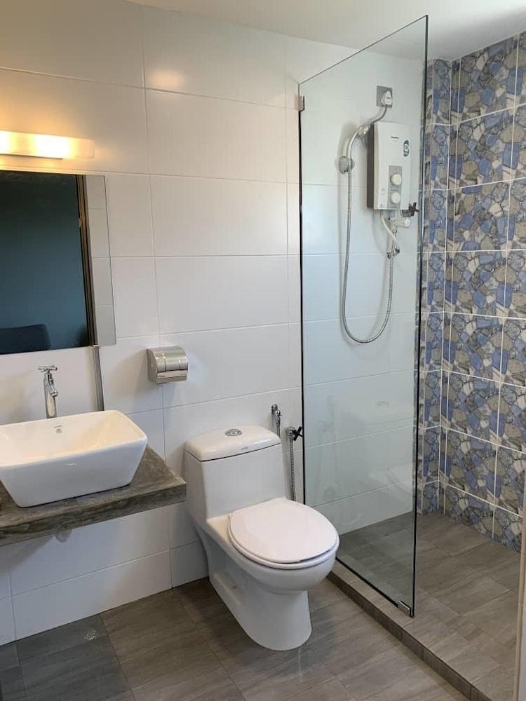 Greenlast Hotel Kuantan Buitenkant foto